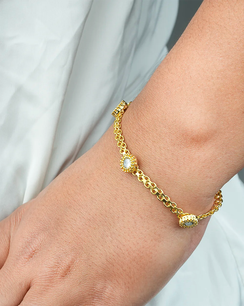 18K Curb Chain Bracelet with 3 CZ Stones