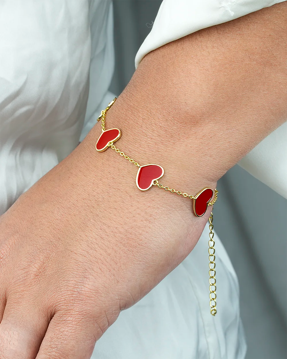 Charming Red Heart Enamel Gold Chain Bracelet