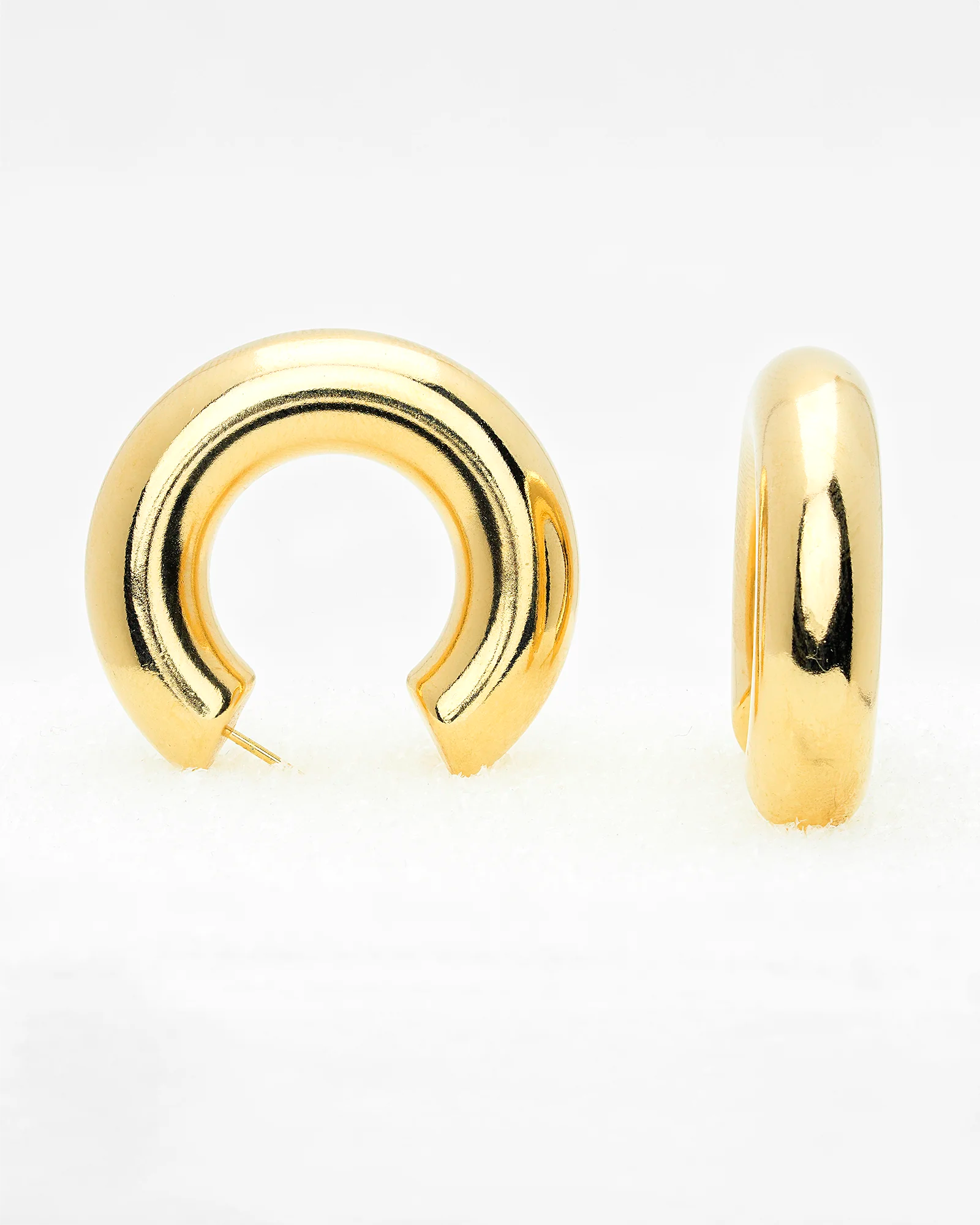 Bold and Stylish Thick Chunky Hoops in 18K Gold