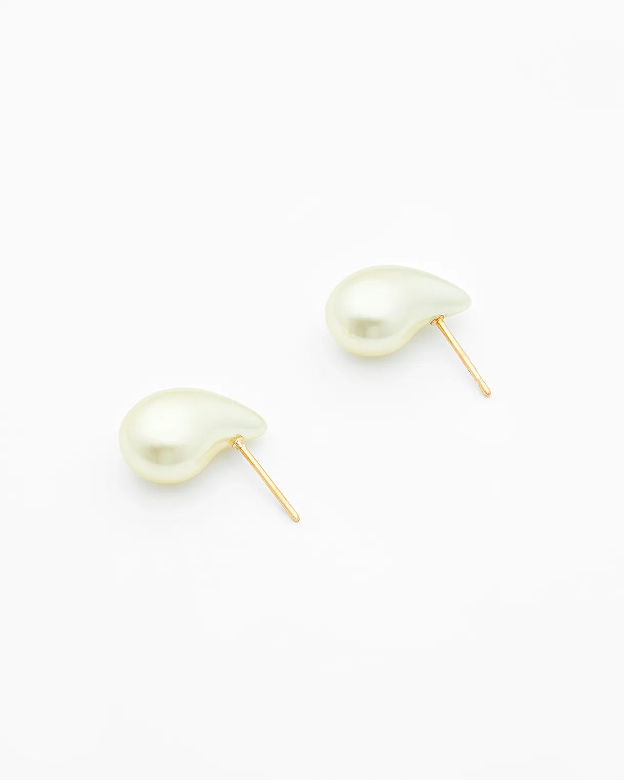 Faux Pearl Teardrop Earrings EG2500250 Top Image